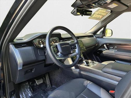 2023 Land Rover Range Rover SV
