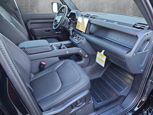 2025 Land Rover Defender 110 P400 S