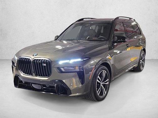 Manhattan Green Metallic 2025 BMW X7 M60i