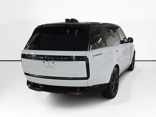 2024 Land Rover Range Rover P400 SE