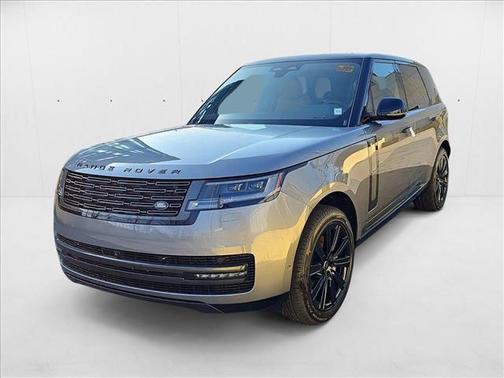 2025 Land Rover Range Rover P550e SE