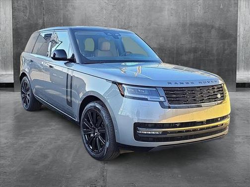 2025 Land Rover Range Rover P550e SE