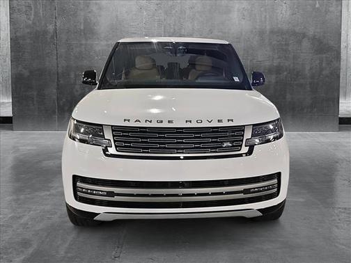 2025 Land Rover Range Rover P530 SE 7 Seat