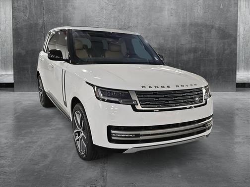 2025 Land Rover Range Rover P530 SE 7 Seat