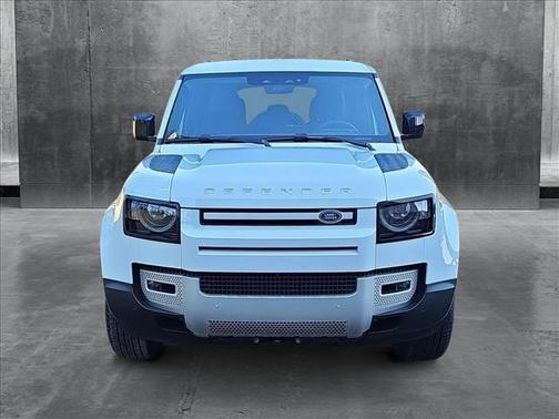 2025 Land Rover Defender 110 P400 S