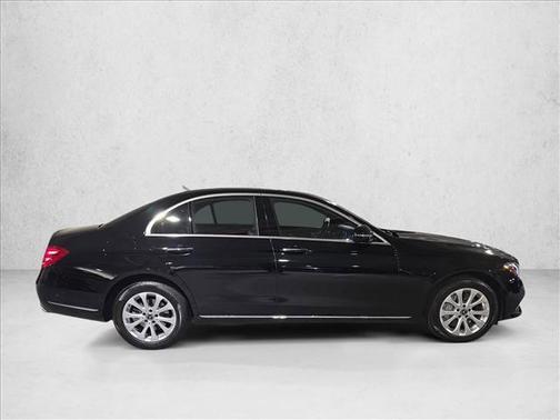 Obsidian Black Metallic 2020 Mercedes-Benz E-Class 4MATIC