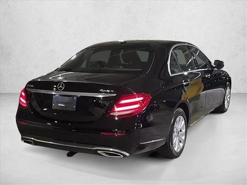 Obsidian Black Metallic 2020 Mercedes-Benz E-Class 4MATIC