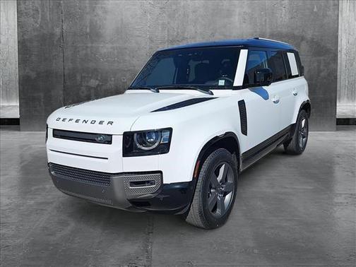 2025 Land Rover Defender 110 P400 X-Dynamic SE