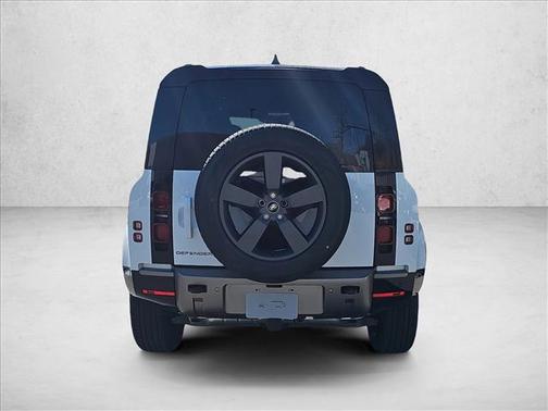 Fuji White 2025 Land Rover Defender 110 P400 X-Dynamic SE