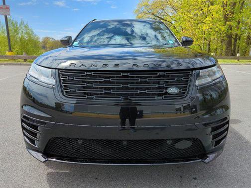 2025 Land Rover Range Rover Velar P250 SE R-Dynamic