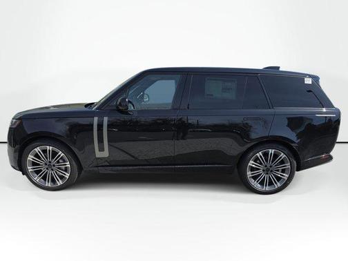 2026 Land Rover Range Rover P530 SE 7 Seat
