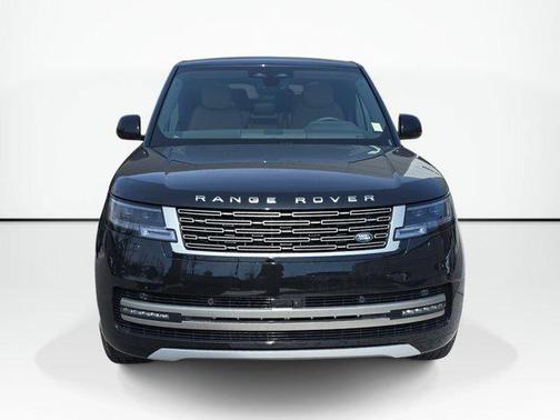 2026 Land Rover Range Rover P530 SE 7 Seat