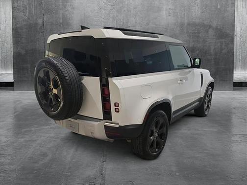 2025 Land Rover Defender S