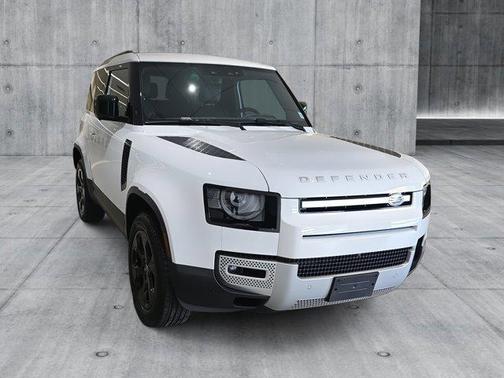 2025 Land Rover Defender 90 P300 S
