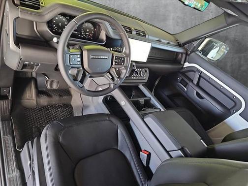2025 Land Rover Defender S
