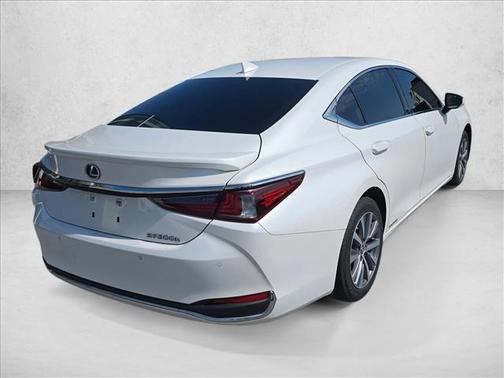 2021 Lexus ES 300h Base