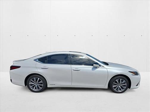 2021 Lexus ES 300h Base