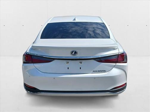 2021 Lexus ES 300h Base