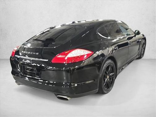 2011 Porsche Panamera 4