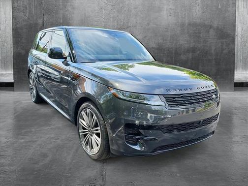 2025 Land Rover Range Rover Sport SE