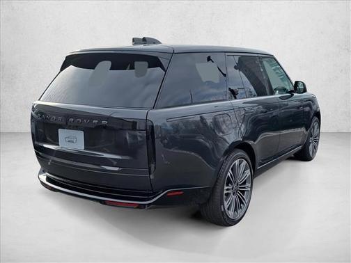 2025 Land Rover Range Rover P400 SE