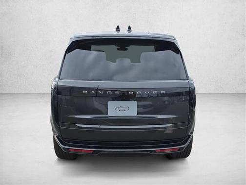 2025 Land Rover Range Rover P400 SE