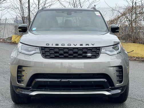 2024 Land Rover Discovery P360 Dynamic SE
