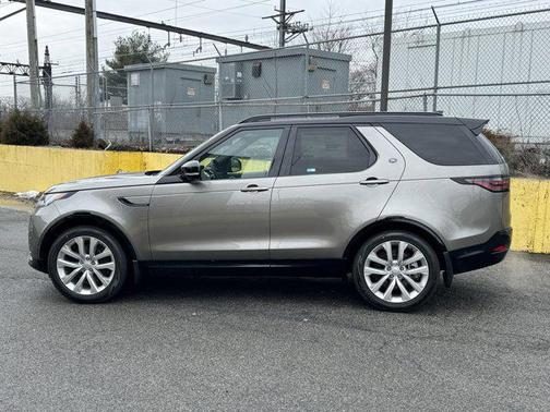 2024 Land Rover Discovery P360 Dynamic SE