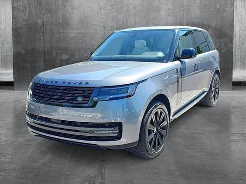 2025 Land Rover Range Rover P400 SE