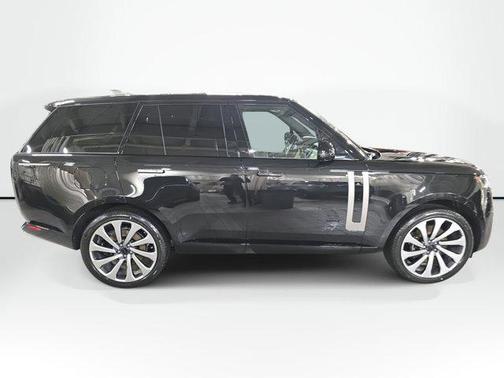 2026 Land Rover Range Rover P530 Autobiography