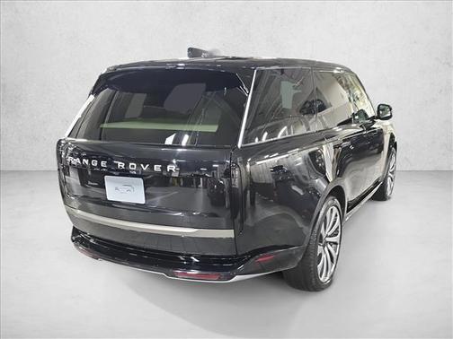 2026 Land Rover Range Rover P530 Autobiography