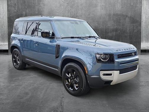 2025 Land Rover Defender 110 P400 S