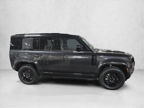 2026 Land Rover Defender P400 X-Dynamic SE