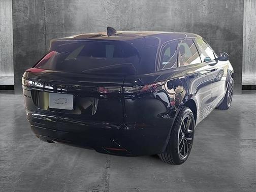 2026 Land Rover Range Rover Velar P250 SE R-Dynamic