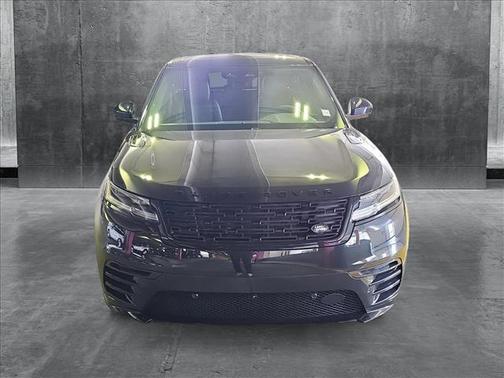 2026 Land Rover Range Rover Velar P250 SE R-Dynamic