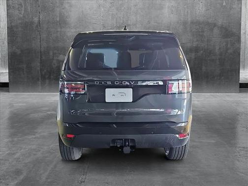 2025 Land Rover Discovery P360 Dynamic SE