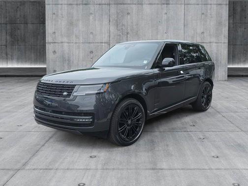 2025 Land Rover Range Rover P530 SE