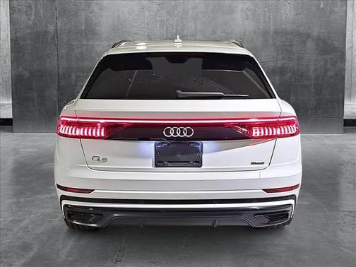 2020 Audi Q8 55 Premium Plus