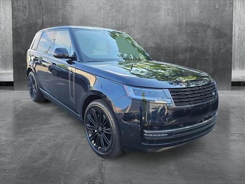 2025 Land Rover Range Rover P400 SE
