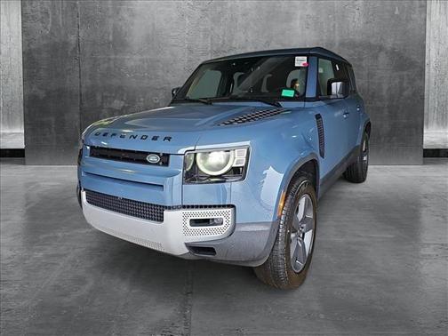 2025 Land Rover Defender 110 P400 S