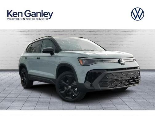 Gray 2026 Volkswagen Taos 1.5T SE Black