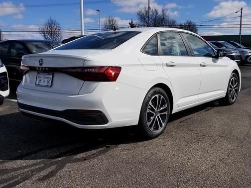 Pure White 2026 Volkswagen Jetta 1.5T Sport