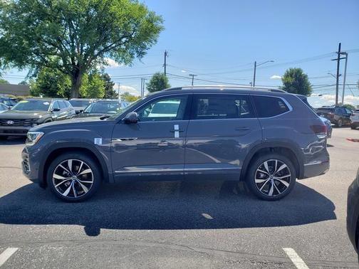Gray 2026 Volkswagen Atlas 2.0T SEL Premium R-Line