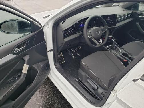Pure White 2026 Volkswagen Jetta 1.5T Sport