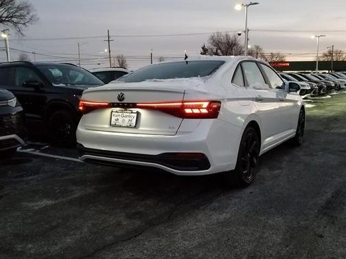 2026 Volkswagen Jetta 1.5T SE