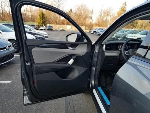 Platinum Gray Metallic 2026 Volkswagen Tiguan 2.0T S
