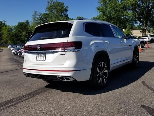 Opal White 2026 Volkswagen Atlas 2.0T SEL Premium R-Line