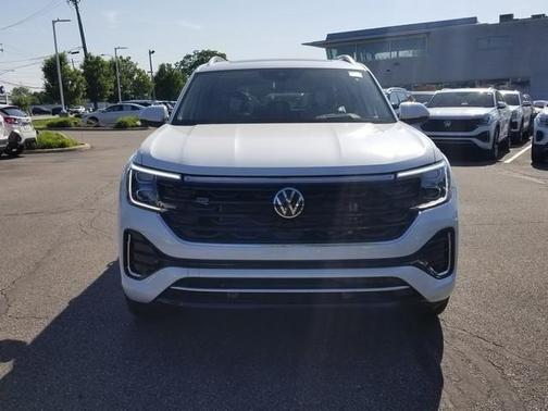 Opal White 2026 Volkswagen Atlas 2.0T SEL Premium R-Line