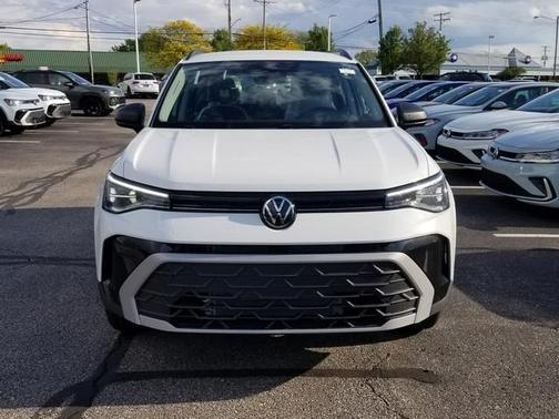 Pure White 2026 Volkswagen Taos 1.5T S