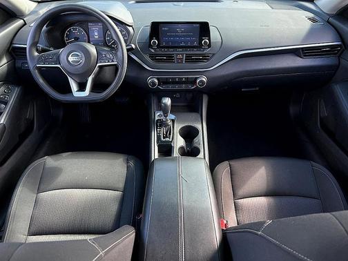2022 Nissan Altima 2.5 S